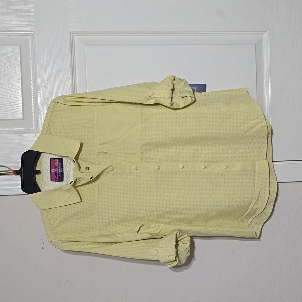 NWT Womens XCASTER Outdoor shirt size M color yellow